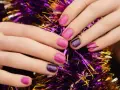 Jak modnie pomalować paznokcie: trendy, które zachwycą każdego