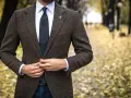 Jakie są modne krawaty – najnowsze trendy, kolory i wzory, które zachwycą